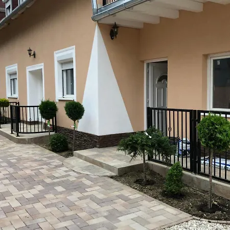 Deluxe Apartamento *